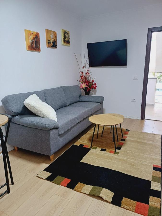 Regis Apartment Tirana Kültér fotó