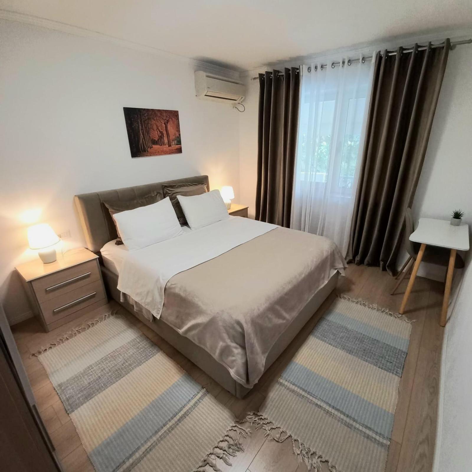 Regis Apartment Tirana Kültér fotó