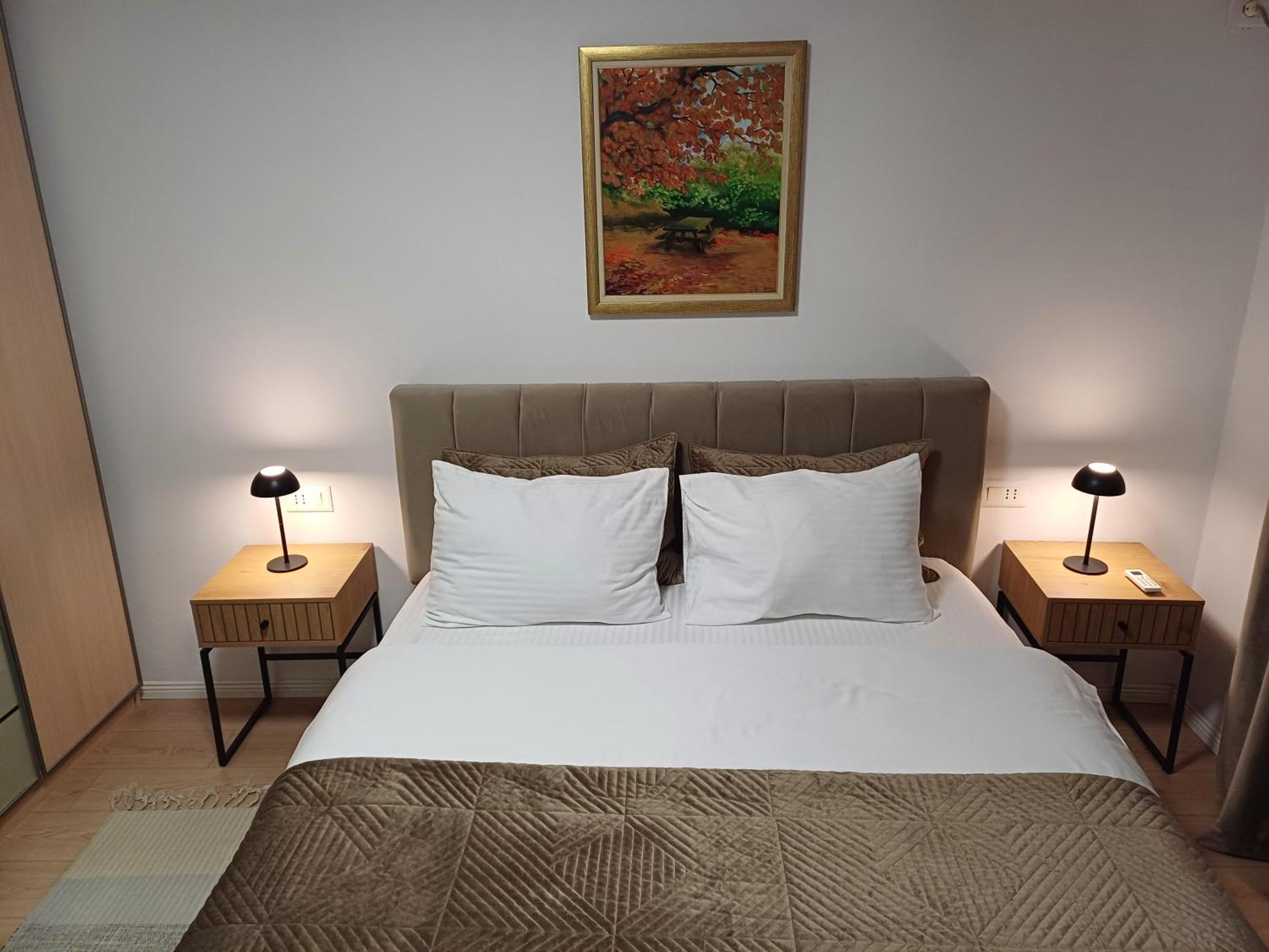Regis Apartment Tirana Kültér fotó